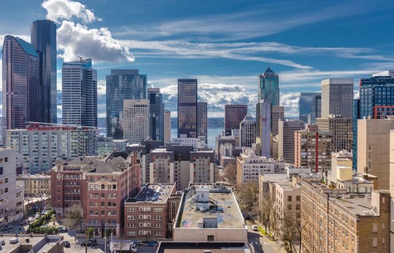 Real Estate Photography - landscape photo of a city skyline